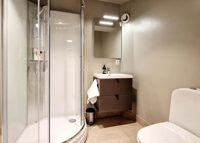 Historic Retreat In The Middle Of Town *